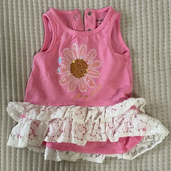 JUICY COUTURE SEQUIN FLORAL TOP W/ MATCHING LEGGINGS 🌸 - Picture 2 of 6